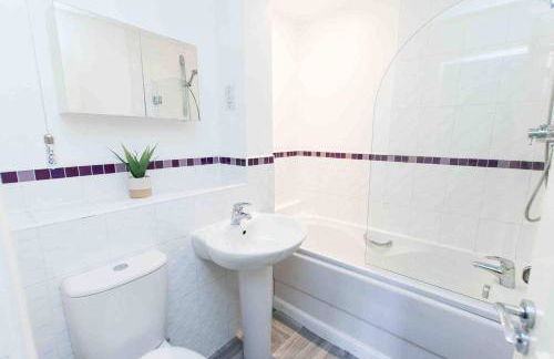 #Cloudstays Birmingham - City Getaway - 2 Lakes - Ideal For Couples Groups & Contractors - Foto 10