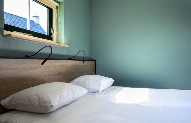 House With Sauna, Outdoor spa and Pedal Boat in Vlagtwedde - Photo 41