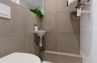 Love Life Room-Jacuzzi-Netflix-Accès-24/7-Privé - Foto 9