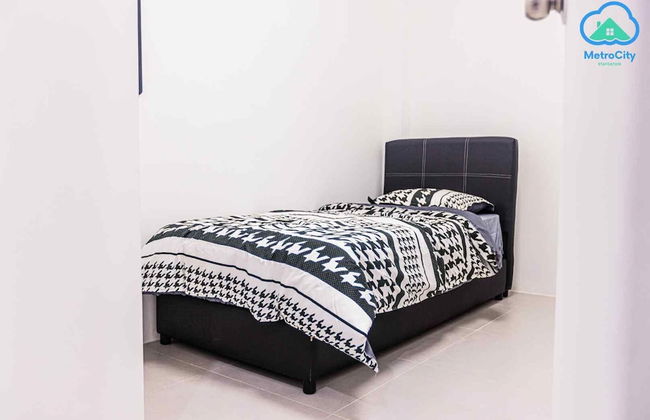 MetroCity Staycation - Foto 61