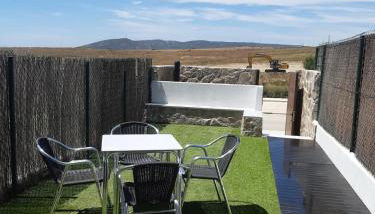 Home to summer in atlanterra - Photo 3