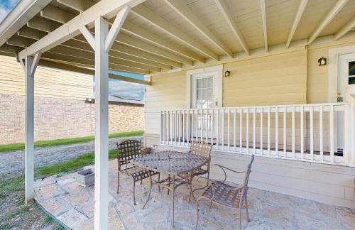 Downtown duplex with patio, enclosed backyard, washer/dryer, streaming, AC, WiFi - Foto 3