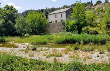 The Balcony Gîte - Riverside Lagrasse - Foto 12