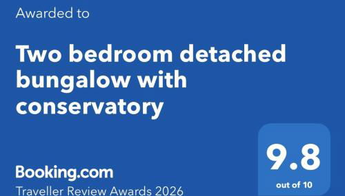 Two bedroom detached bungalow with conservatory - Foto 2