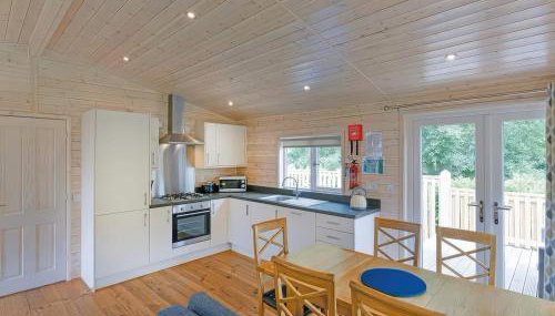 Dovestone Luxury Lodges sleeps 4 - pets welcome - Foto 5