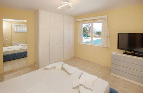 Villa with Private S Pool-Theologos by GHH - Foto 37