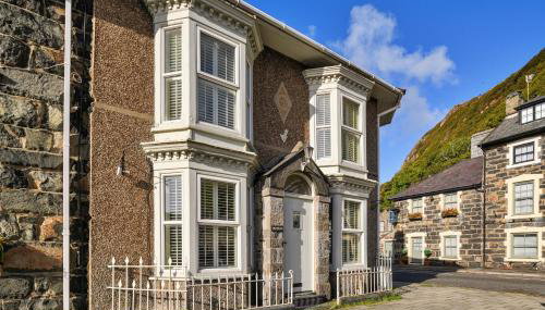 Finest Retreats - Awelon - Large Cottage to sleep 10 with Hot Tub - Foto 2