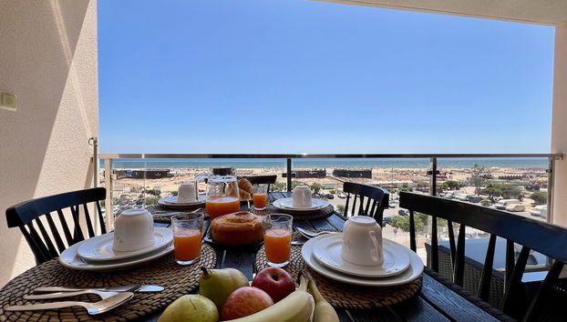 Monte Gordo Beach Ocean View 3 by Homing - Foto 2, Imagem principal