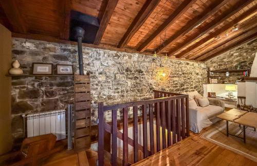 Cabaña La Gurueba, frente rio y cascada - Foto 9