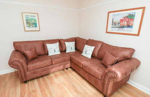 Maypole Cottage - Photo 3