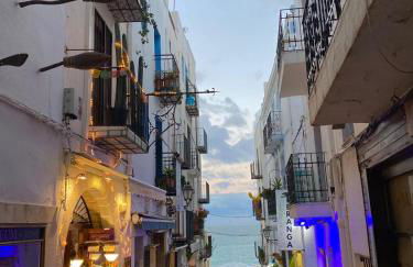 Adosado con fantásticas vistas al mar y piscina. - Foto 23