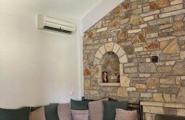 Anaval's View Apartments - Photo 3