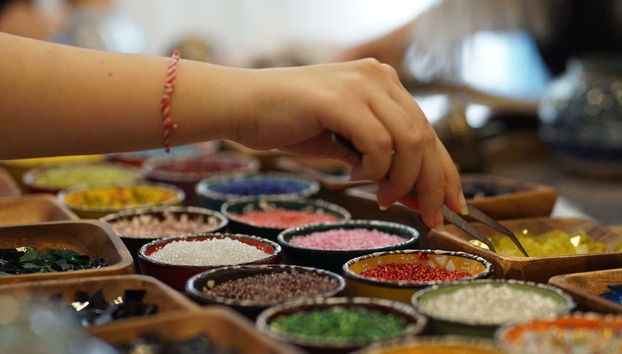 Choisissez les couleurs qui orneront la lampe