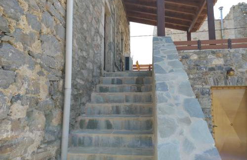 panos stone tower - Foto 17