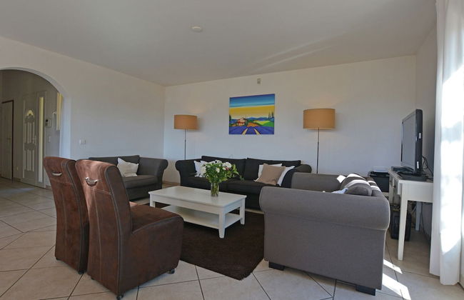 Beautiful Villa in Vidauban With Seasonal Pool - Foto 37