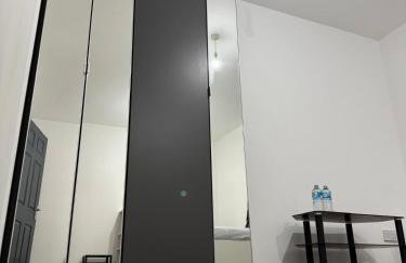 Home away Tamworth Staffordshire 4 Bedroom 3 Bathroom - Semi Detached House - Foto 22