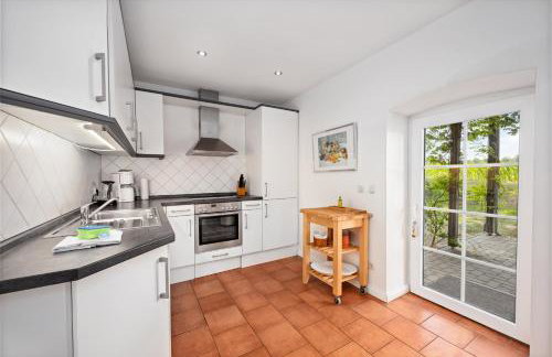 GUT KLETKAMP "Altes Backhaus" - Freistehendes Landhaus mit 7 Schlafzimmern I Kamin I Garten & Terrasse I 15 Min zur Ostsee I Parkplätze I Hundefreundlich I Bar I WLAN - Foto 9