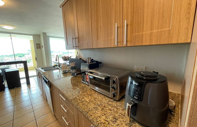 608 Ocean & Marina Views 3 Bed 2 Bath - Photo 16