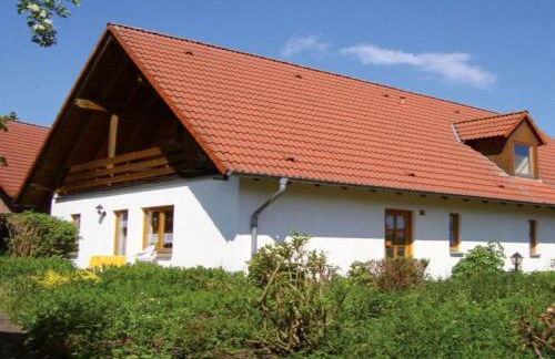 Holiday Home in Germany with Garden Terrace - Foto 15