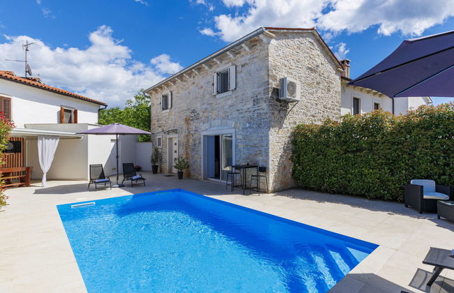 Villa Karmen - Foto 1