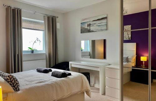 Stunning Sea Views, luxury apartment beaches & restaurants are a short walk away - Foto 23