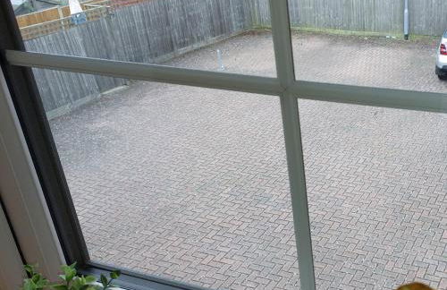 Two Bedroom Semi-detached Modern House in Birmingham - Foto 34