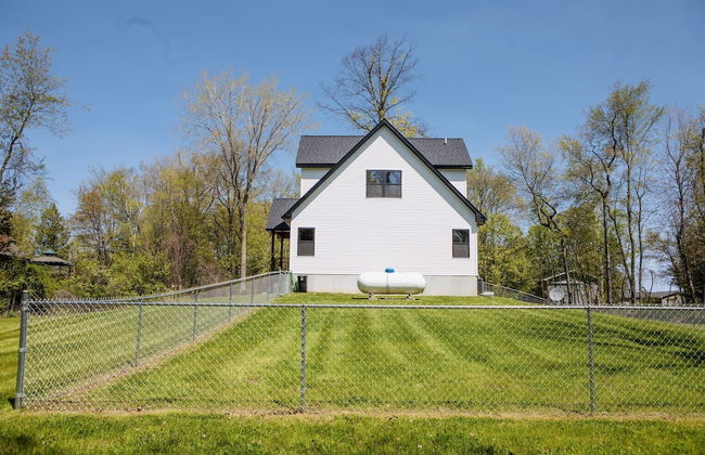 Amazing Lake House With Beach Access 4 Bedroom Home by RedAwning - Foto 64