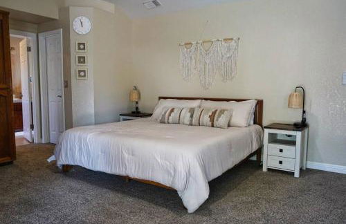 Fernwood Retreat at Madera Ranchos - Foto 23