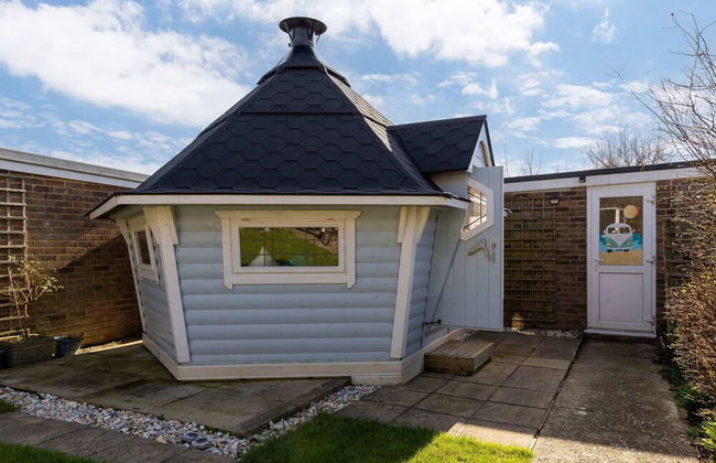 Seaside Retreat - Five Minutes to Beach Village - Photo 26