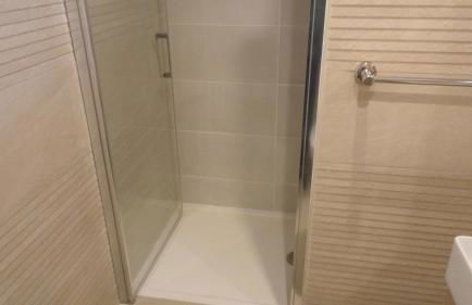 10km to Disneyland - Terrace Parking & Sleeps 4 - Foto 21