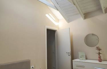 YR Apartments Bocconi- Modern Loft, 3 Min Walk to Duomo Tram - Photo 24