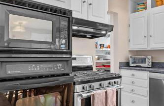 Private Pickleball | Family Friendly | Sleep 18 - Photo 24