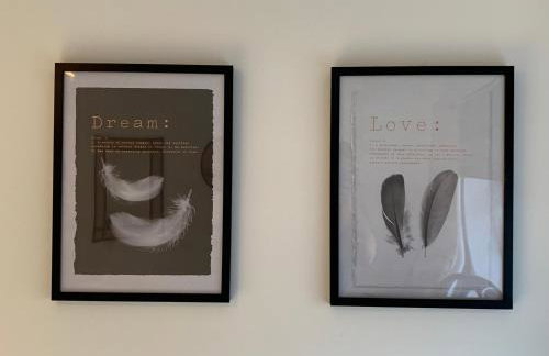 Cosy Wirral home near Liverpool with Free Parking! - Photo 16