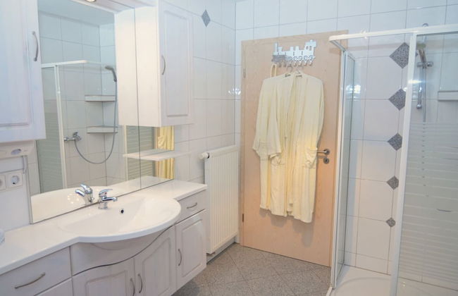 Bavaria Modern Family Stay - Photo 13