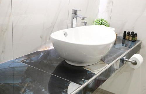 Emily Apartments 3 - Photo 53