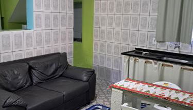 Kitnet 500m da praia - Foto 1