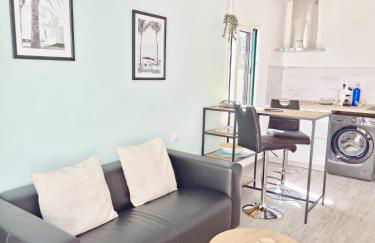 Bungalow Aqua Sol - Playa Roca residence - Sea front access - Free AC - WiFi - Foto 1