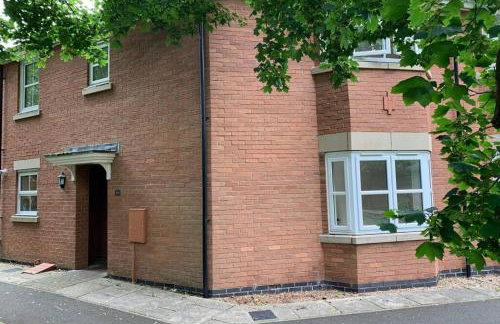 Stylish 3-Bedroom Home with Parking - Foto 4