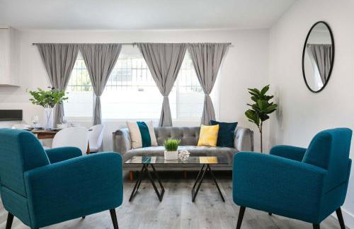 Modern 3BR Apt with Parking in Glendale - Foto 1