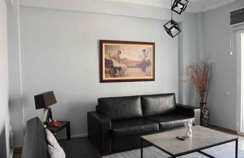 Sarris apartment - Photo 18