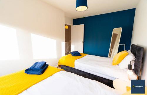 Camberley Spacious and Comfy 3 Bedroom Home, Next to Frimley Hospital with Parking - Foto 14