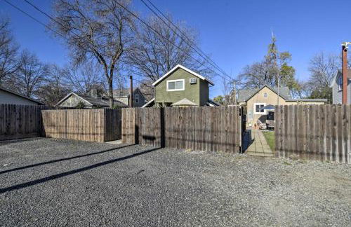 Ideally Located Chico Home - Fire Pit and Grill - Foto 27