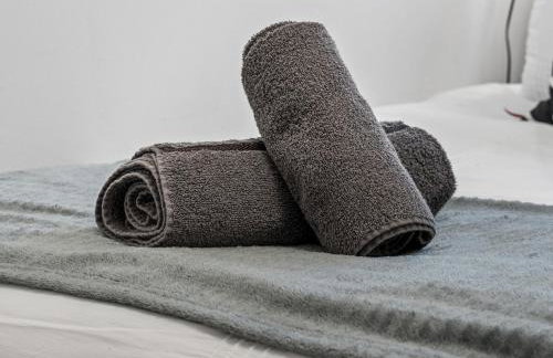 Crew Quarters - Your Ideal Stay in Bury - Photo 34