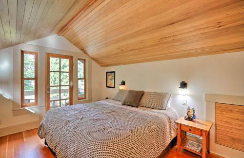 Lopez Island Hideaway with Coastal Views and Deck! - Foto 14