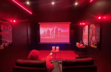Suite cinéma et jacuzzi privé - Foto 1