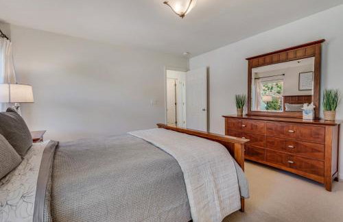 Cozy Home with Sauna 5 bedrooms 3 bathrooms Sleeps 12 - Foto 20