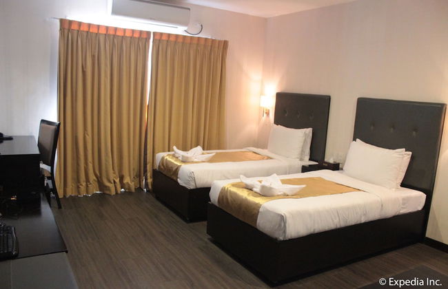 Sun Plaza Subic - Foto 1