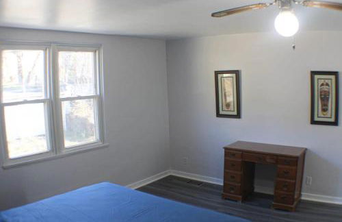 Newly Renovated 2-Bed near Downtown-North Shore - Foto 18