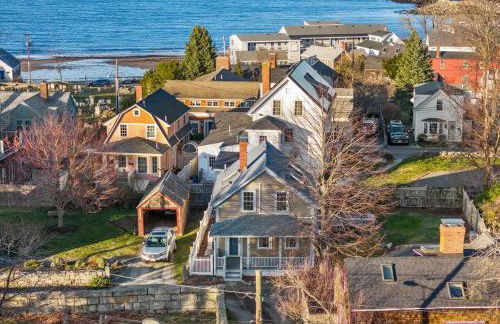 2BR Home|Downtown Rockport w/parking|Walk 2 Ocean - Foto 37