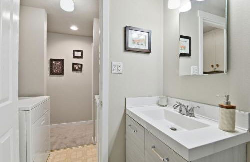 Hoops & Hygge Private Sport Court Retreat home - Foto 25